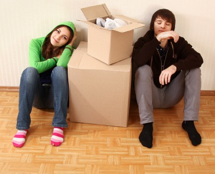 Packing and organising items for commercial moves in Wimbledon